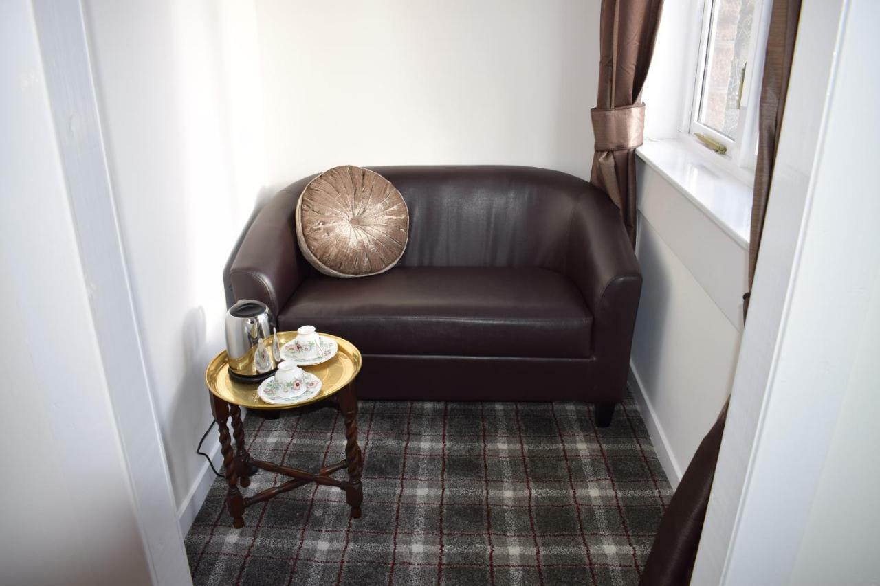 The Highlandman Station Bed & Breakfast Crieff Eksteriør bilde