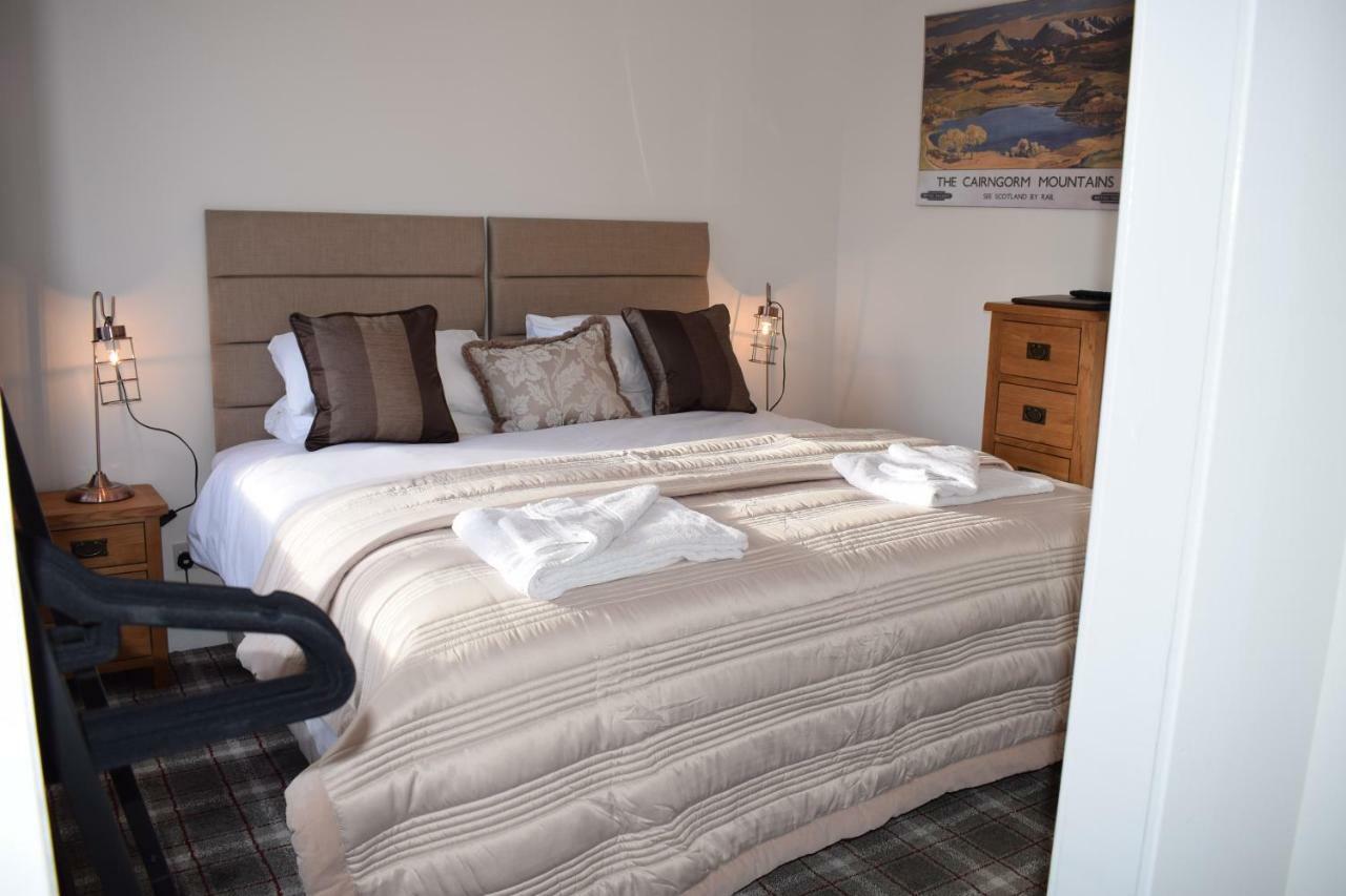 The Highlandman Station Bed & Breakfast Crieff Eksteriør bilde